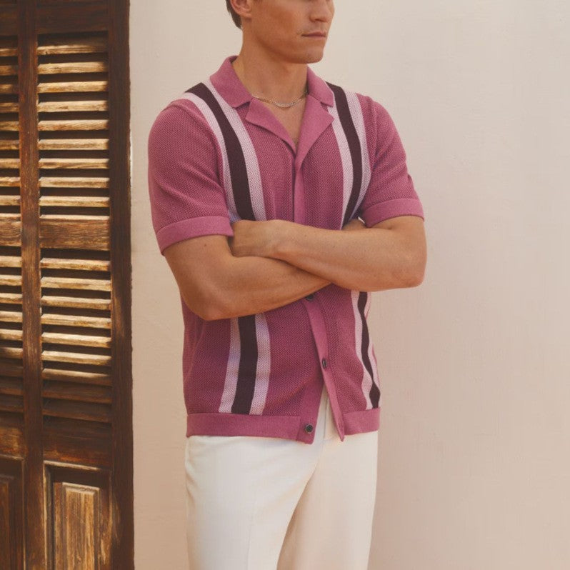 Polo de punto hombre — rayas verticales — ropa de playa y vacaciones